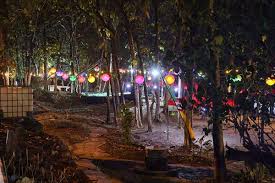 Keren! Warna-warni Lampion Hiasi Taman Sekartaji Solo, Jadi Wisata Alternatif
